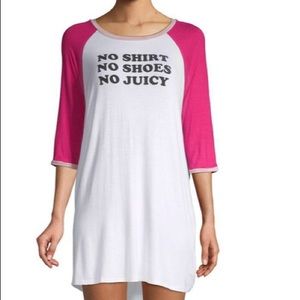 JUICY COUTURE Night Shirt Size Medium 🖤😴👚